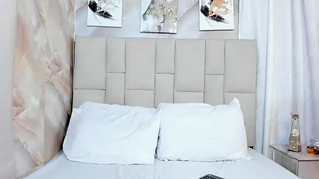 Snapshot of Jaslyn__Smith chatting on September 25, 5:11 pm Jaslyn  Smith online show from September 25, 5:11 pm