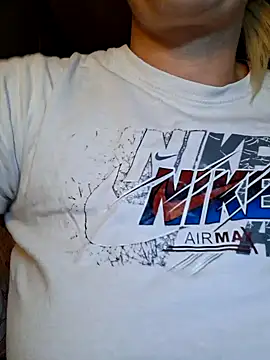 LaRa forU online show from September 26, 9:23 pm