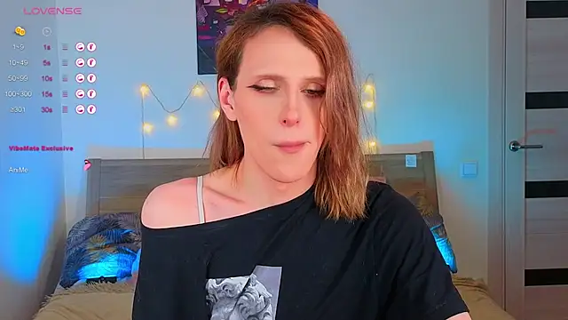  yourFoxy  online show from April 17, 12:35 am