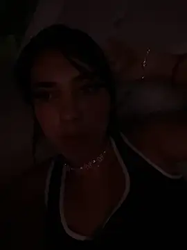 IsaValencia online show from November 1, 3:43 am