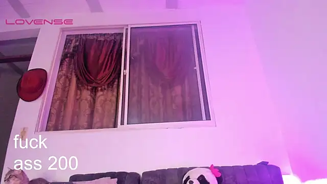 Snapshot of melissa_hot22 chatting on October 10, 3:33 am melissa hot22 online show from October 10, 3:33 am