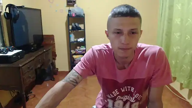 Snapshot of smith_lechosoxxx chatting on September 18, 1:04 am smith lechosoxxx online show from September 18, 1:04 am