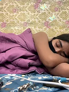 Snapshot of Sexykhushi041 chatting on October 30, 9:00 am Sexykhushi041 online show from October 30, 9:00 am