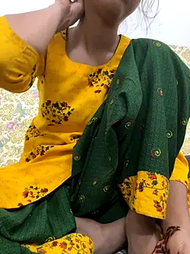 Snapshot of Sexykhushi041 chatting on October 3, 4:28 am Sexykhushi041 online show from October 3, 4:28 am