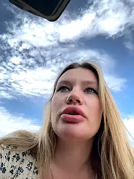 Snapshot of justmilaa chatting on September 24, 11:20 am justmilaa online show from September 24, 11:20 am