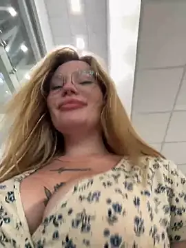 Snapshot of justmilaa chatting on September 25, 11:31 am justmilaa online show from September 25, 11:31 am