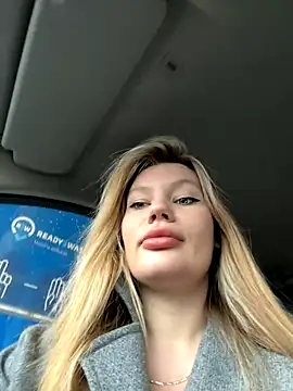 Snapshot of justmilaa chatting on October 5, 8:08 am justmilaa online show from October 5, 8:08 am