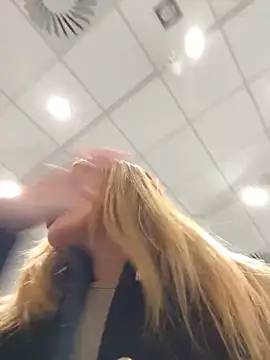 Snapshot of justmilaa chatting on October 26, 1:17 pm justmilaa online show from October 26, 1:17 pm