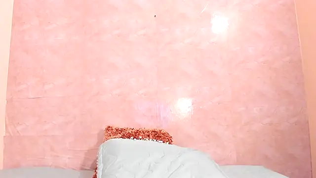 NicolVilla online show from September 26, 12:47 pm