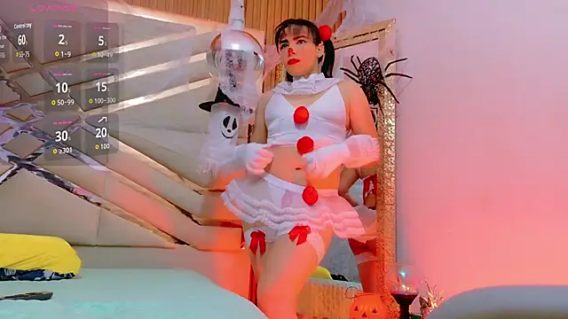 Snapshot of Sluttyandmature chatting on October 31, 1:04 pm Sluttyandmature online show from October 31, 1:04 pm