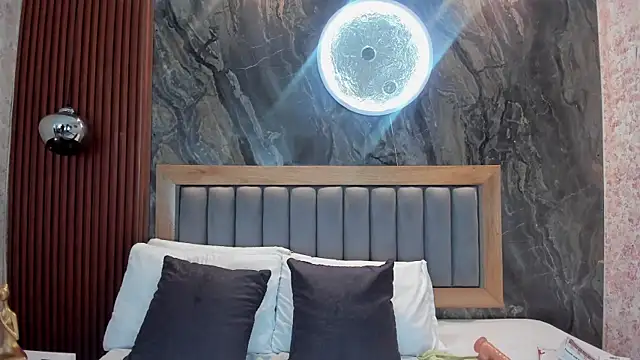 Snapshot of BellaPeers_ chatting on October 16, 12:08 pm BellaPeers online show from October 16, 12:08 pm