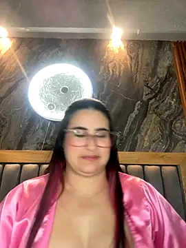 Snapshot of BellaPeers_ chatting on October 26, 1:50 pm BellaPeers online show from October 26, 1:50 pm