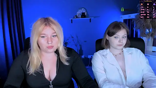 juli kisss online show from September 21, 7:01 pm