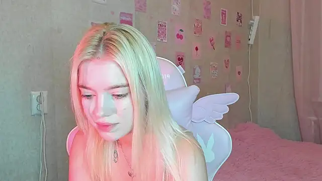 Shawty Blonde online show from September 9, 6:30 pm