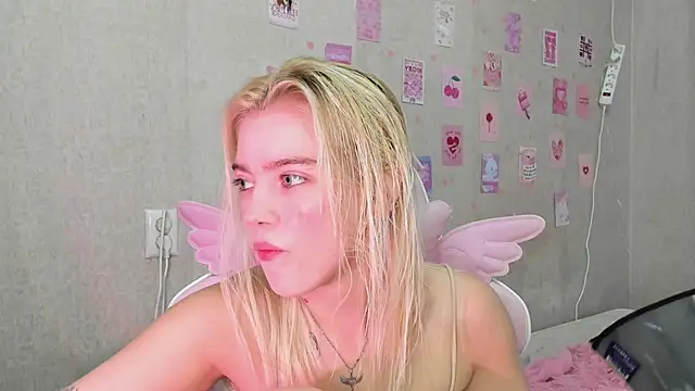 Shawty Blonde online show from September 12, 6:26 pm