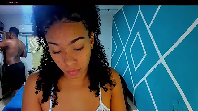 Snapshot of sasha_fox00 chatting on October 11, 3:11 am sasha fox00 online show from October 11, 3:11 am