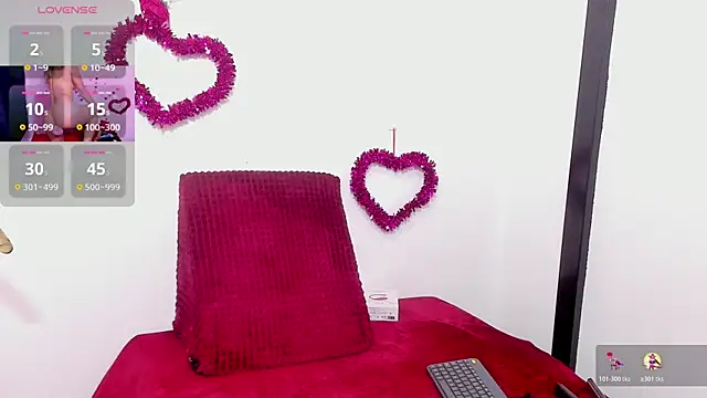 Snapshot of Giia39 chatting on October 17, 10:40 am Giia39 online show from October 17, 10:40 am