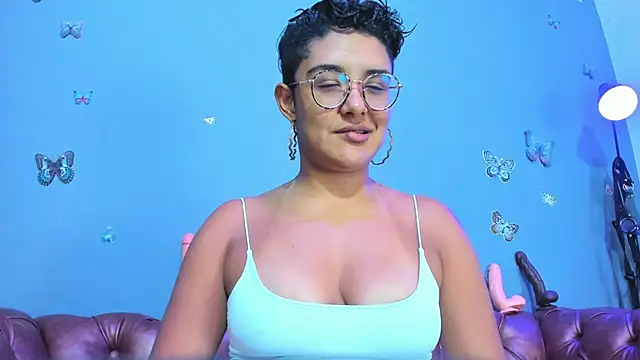 Snapshot of Kaira_mosse chatting on October 7, 11:25 am Kaira mosse online show from October 7, 11:25 am