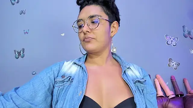 Snapshot of Kaira_mosse chatting on October 18, 1:36 pm Kaira mosse online show from October 18, 1:36 pm