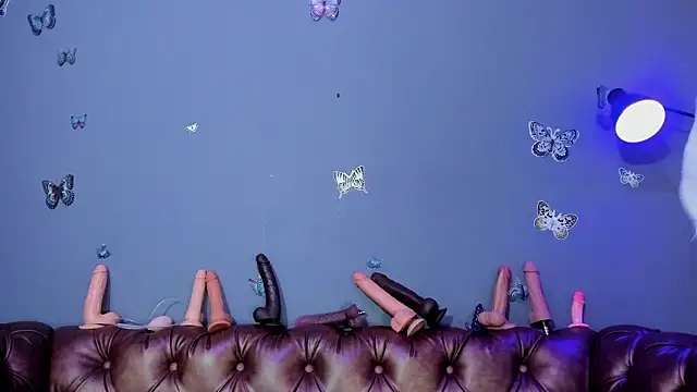 Kaira mosse online show from March 4, 11:39 am