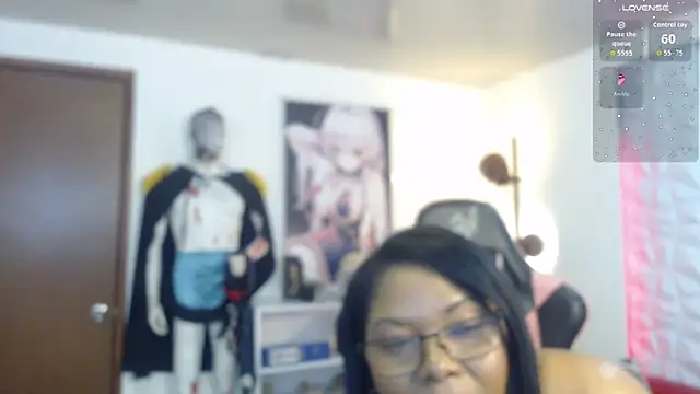 Snapshot of Keilathompson chatting on September 24, 10:58 am Keilathompson online show from September 24, 10:58 am