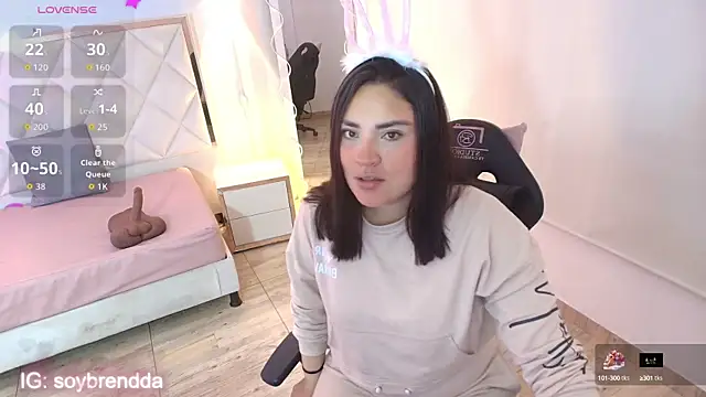 Snapshot of Brendda_tay chatting on September 21, 3:38 am Brendda tay online show from September 21, 3:38 am