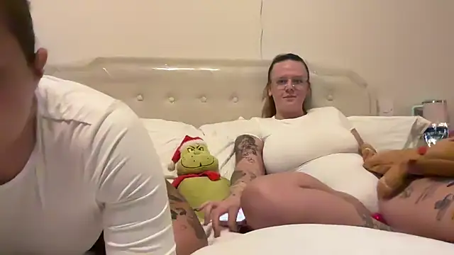 Snapshot of Sexyyduoxx chatting on October 23, 6:47 pm Sexyyduoxx online show from October 23, 6:47 pm