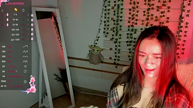 Snapshot of Bella_XO chatting on September 18, 6:34 am Bella XO online show from September 18, 6:34 am