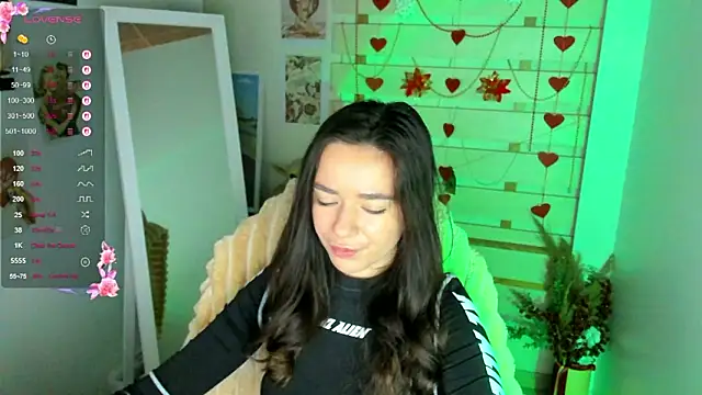 Bella XO online show from March 29, 6:34 am