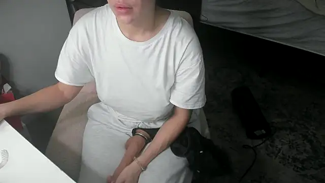 bigb00tyjudyyX online show from February 16, 6:08 pm