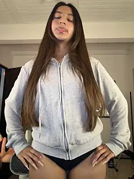 aly golden  online show from May 7, 10:57 pm