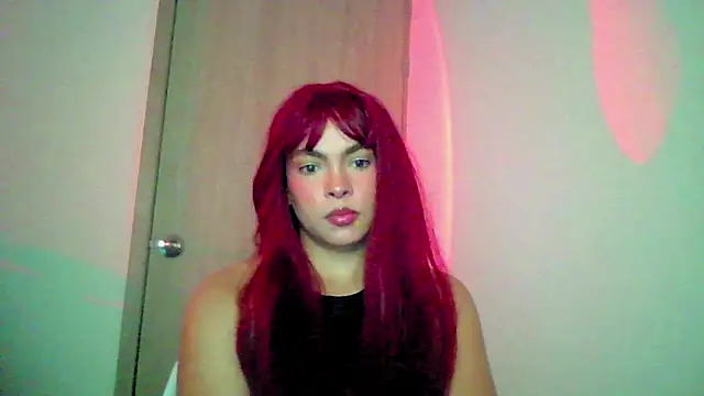 Snapshot of Kiri_Cutee chatting on September 24, 5:28 am Kiri Cutee online show from September 24, 5:28 am