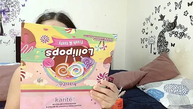 Snapshot of jeff_and_jade chatting on October 22, 11:48 am jeff and jade online show from October 22, 11:48 am