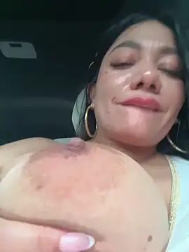 Snapshot of Abril10_ chatting on October 30, 3:35 pm Abril10  online show from October 30, 3:35 pm