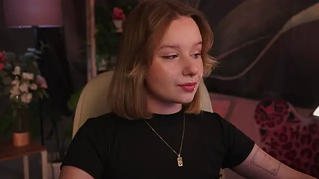 AdeleLoomis online show from October 5, 2:27 am