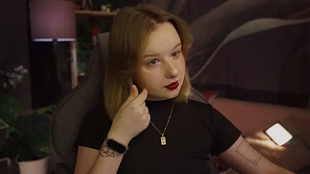 AdeleLoomis online show from November 8, 2:05 am