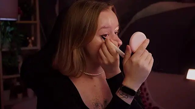 AdeleLoomis online show from September 21, 2:21 am