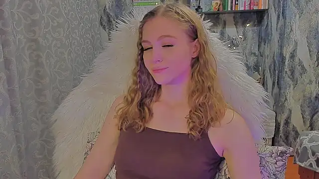 JuxxxsyBunx online show from November 10, 4:13 pm