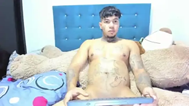 daamonxxx19 online show from November 26, 11:17 pm