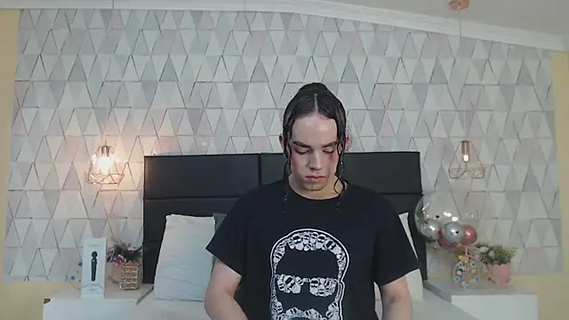 Snapshot of JustinePerry chatting on September 23, 3:37 am JustinePerry online show from September 23, 3:37 am