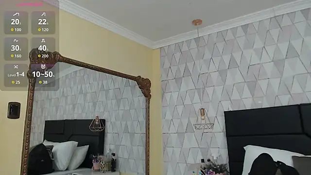 Snapshot of JustinePerry chatting on October 2, 3:11 am JustinePerry online show from October 2, 3:11 am