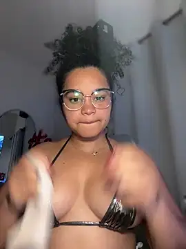 Lucy wilson5 online show from February 15, 3:42 am