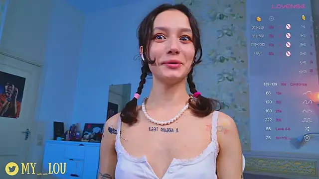 Snapshot of MyLou_ chatting on October 4, 3:05 pm MyLou  online show from October 4, 3:05 pm