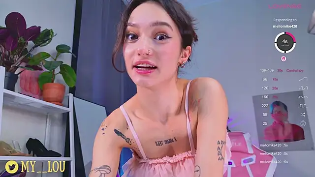 Snapshot of MyLou_ chatting on October 20, 3:15 pm MyLou  online show from October 20, 3:15 pm