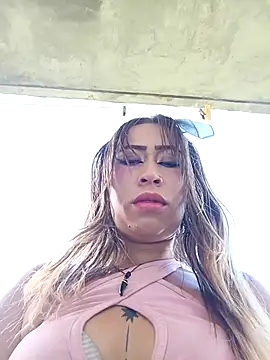 Snapshot of samy-blonde chatting on October 6, 7:07 pm samy-blonde online show from October 6, 7:07 pm