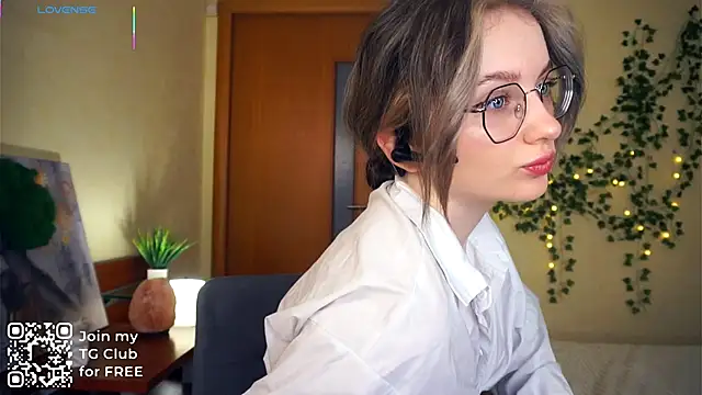 DarylBeresford online show from October 1, 5:23 am