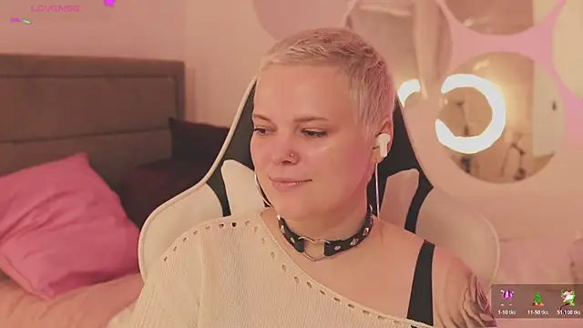 LikaBerry1 online show from January 18, 1:07 pm