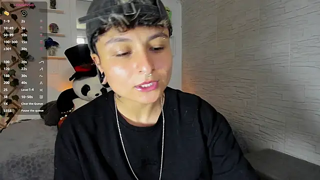 Snapshot of ZuryRamirez_ chatting on September 20, 8:07 pm ZuryRamirez online show from September 20, 8:07 pm