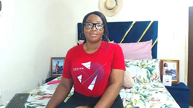 Snapshot of veronica1xxx chatting on September 30, 6:57 pm veronica1xxx online show from September 30, 6:57 pm