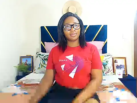 Snapshot of veronica1xxx chatting on October 20, 7:17 pm veronica1xxx online show from October 20, 7:17 pm